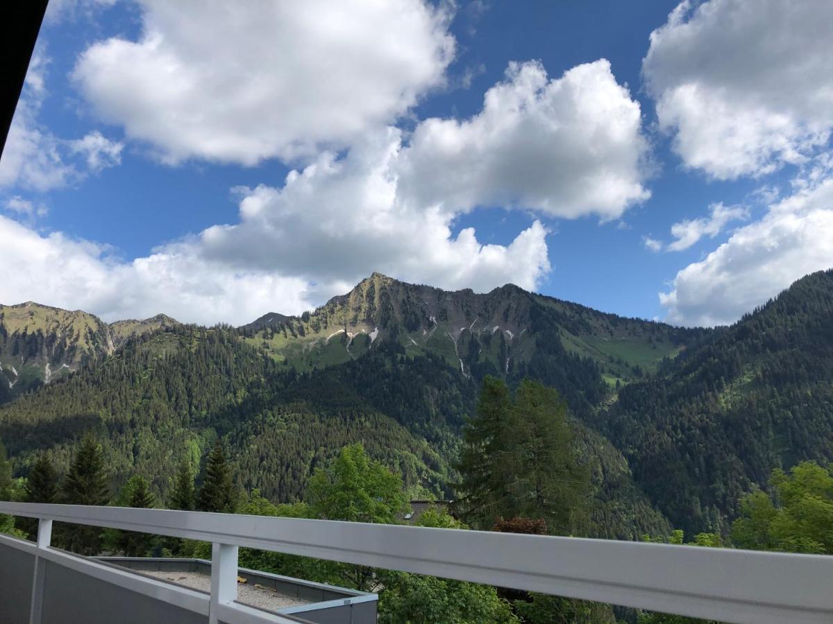 Walli Laterns - Ski Und Bergvergnuegen Direkt Vor Der Haustuer Exterior photo