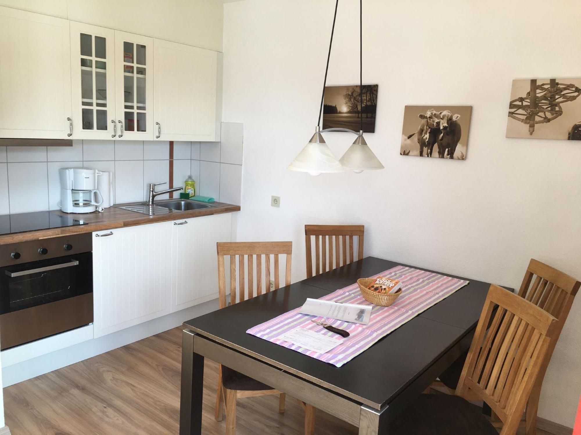 Walli Laterns - Ski Und Bergvergnuegen Direkt Vor Der Haustuer Exterior photo